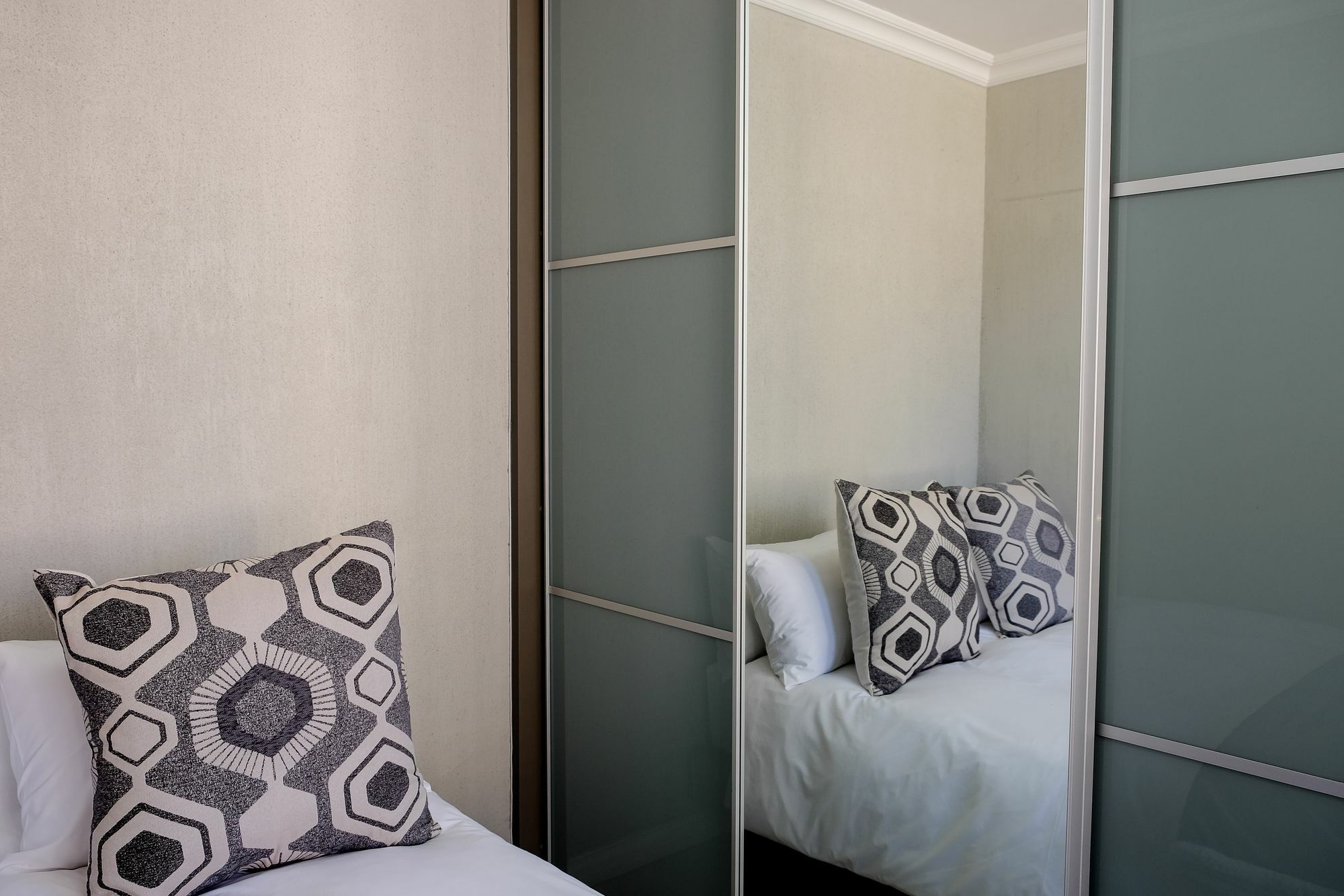 Gem Apartment