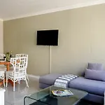 Central Cape Town Gem